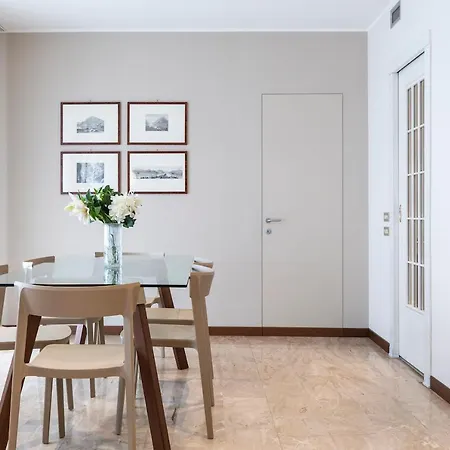 Daire Contempora - Elvezia 8 - E12 Milano