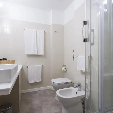 Contempora - Elvezia Park - 3bed, 3baths Overlooking The Park - E12 아파트